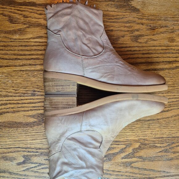 NIB BED STU ROAN Diabolical Leather Ankle Bootie Bone Size 7.5 - Picture 3 of 16